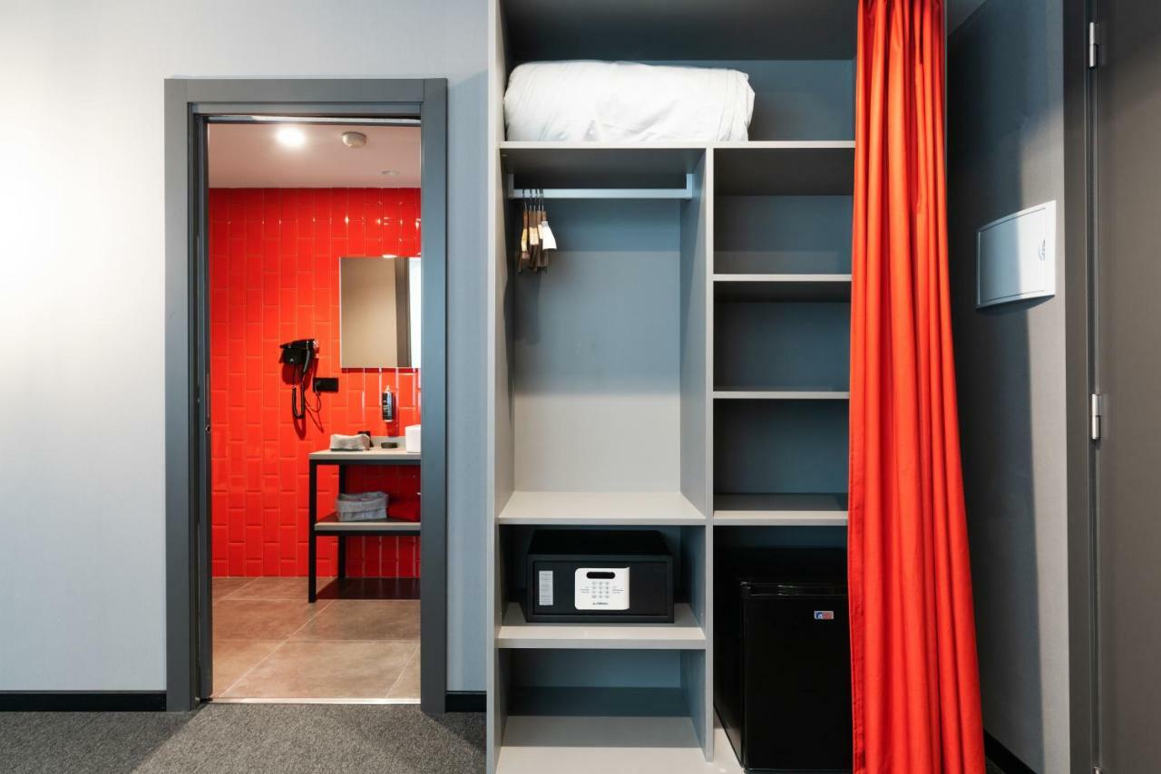Double Room,885774625:JPEG