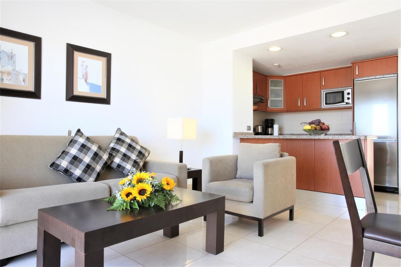 Two-Bedroom Apartment Sea View,931127956:JPEG