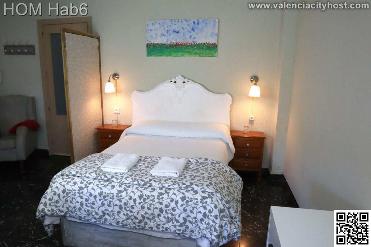 Quarto Duplo Grande com Banheiro Compartilhado