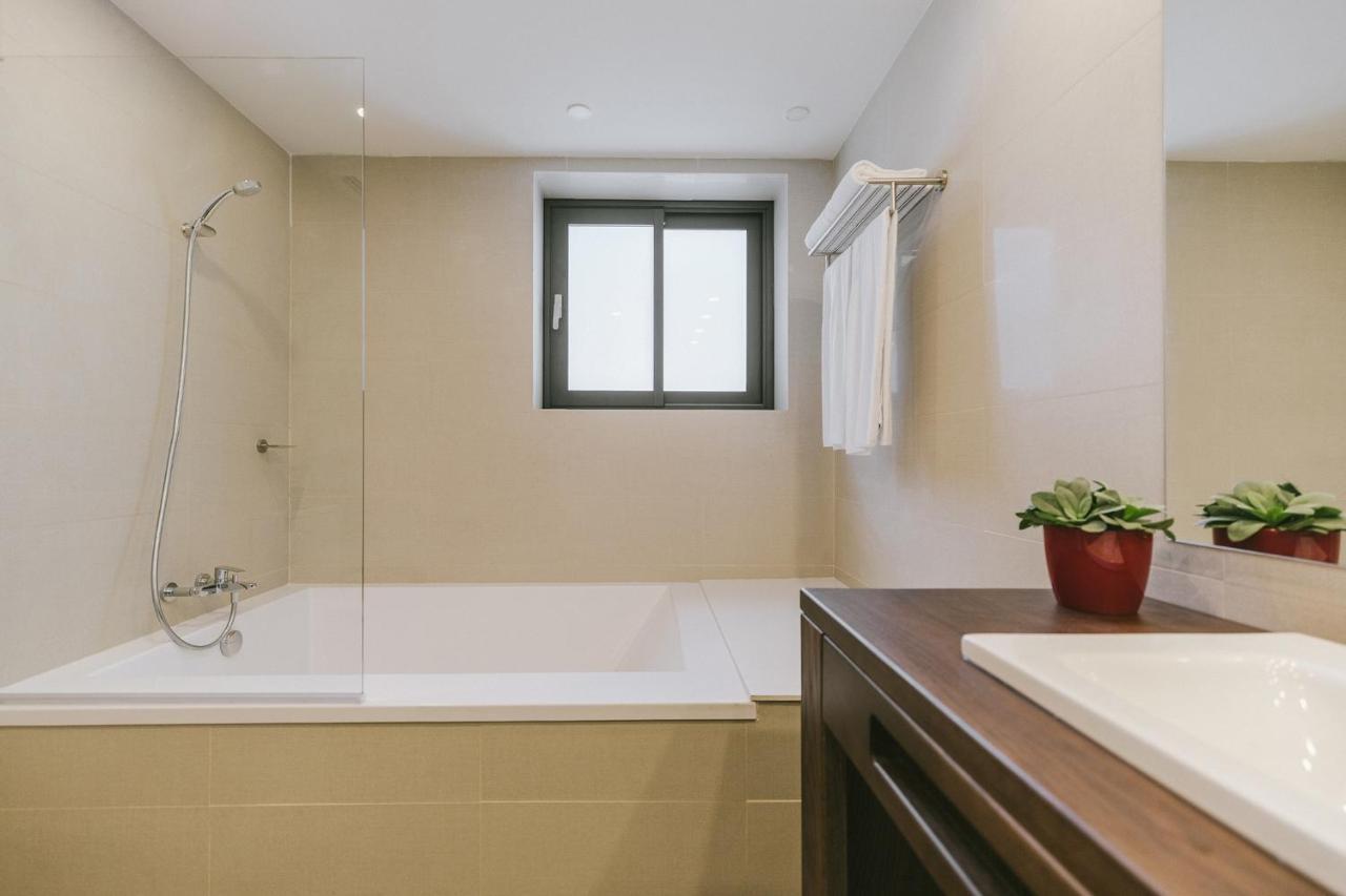 Superior Apartment,963157918:JPEG