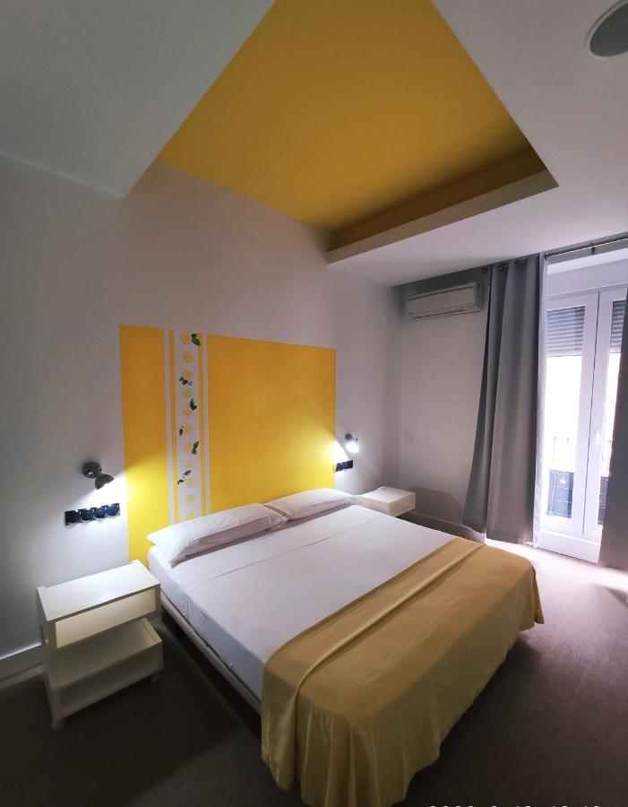 Large Double or Twin Room