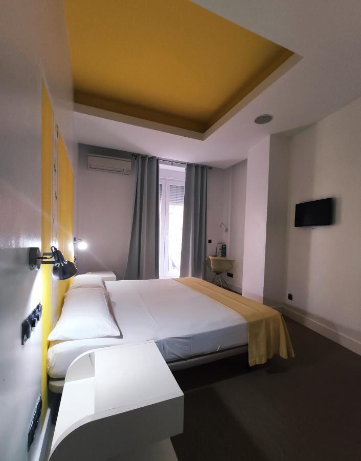 Large Double or Twin Room