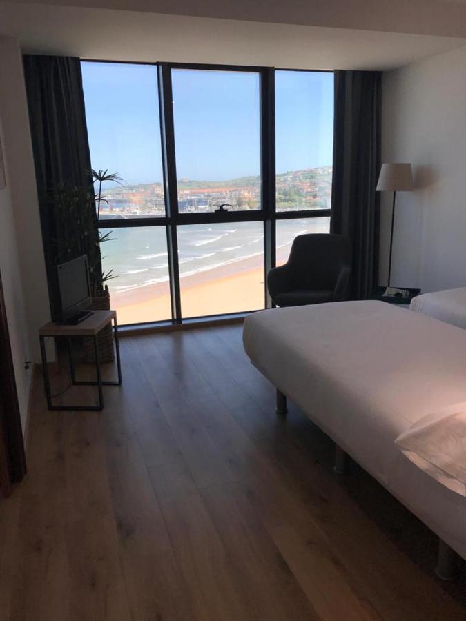 Family Room with Sea View,981840127:JPEG