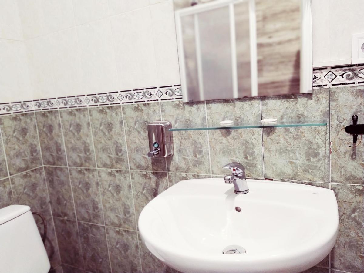 Camera Singola con Bagno Privato Esterno