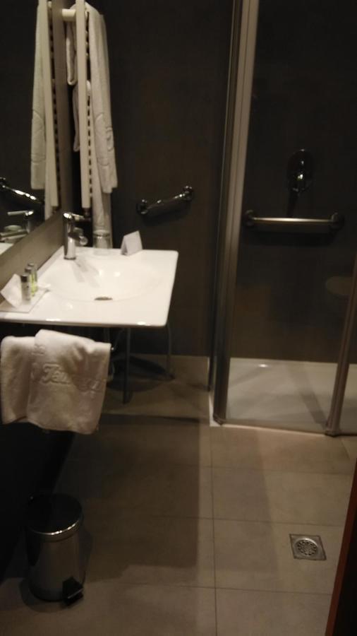 Double or Twin Room,991464565:JPEG