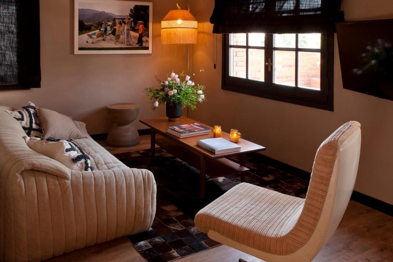 Deluxe Apartment,995743285:JPEG