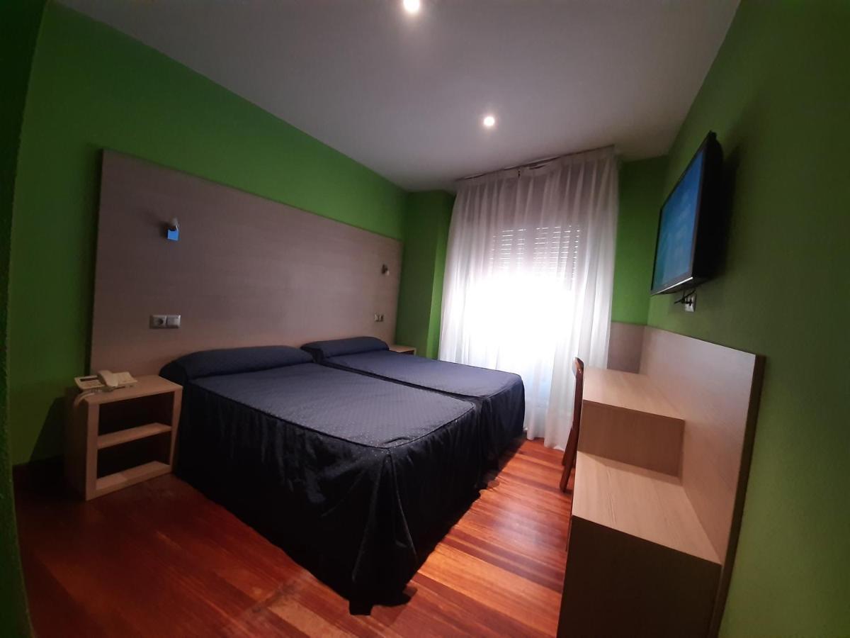 Double or Twin Room,996716851:JPEG