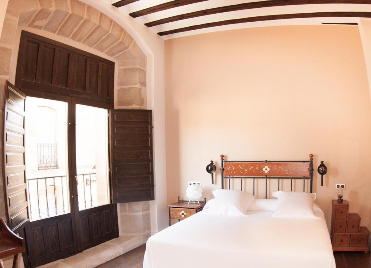 Deluxe Double Room Bath