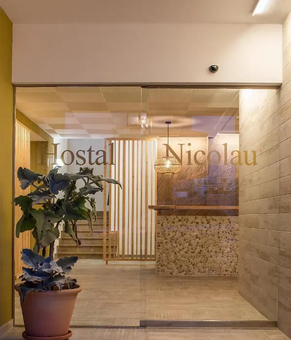 Hostal Residencia Nicolau-1