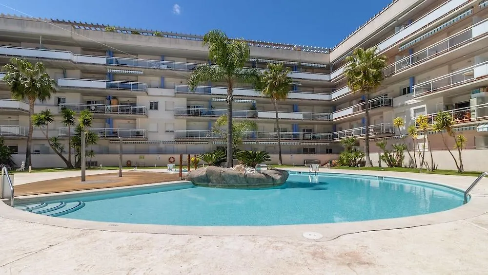 Port Canigo Apartments-1
