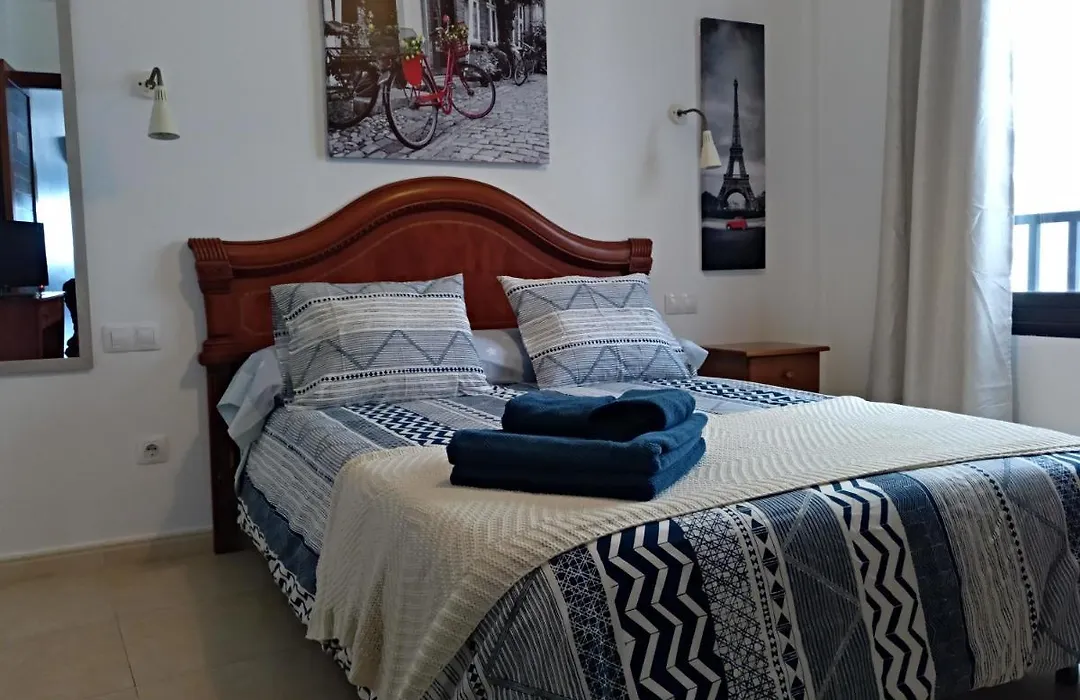 Francos Rooms-1