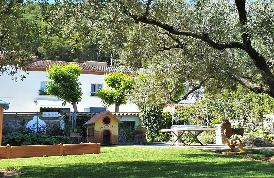 Hotel La Masia-1