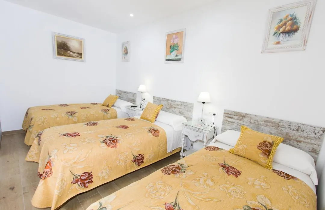 Hostal La Estrella-1