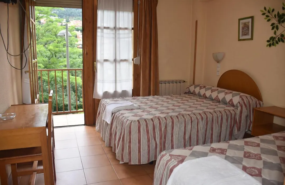 Hotel Tres Arcos-1