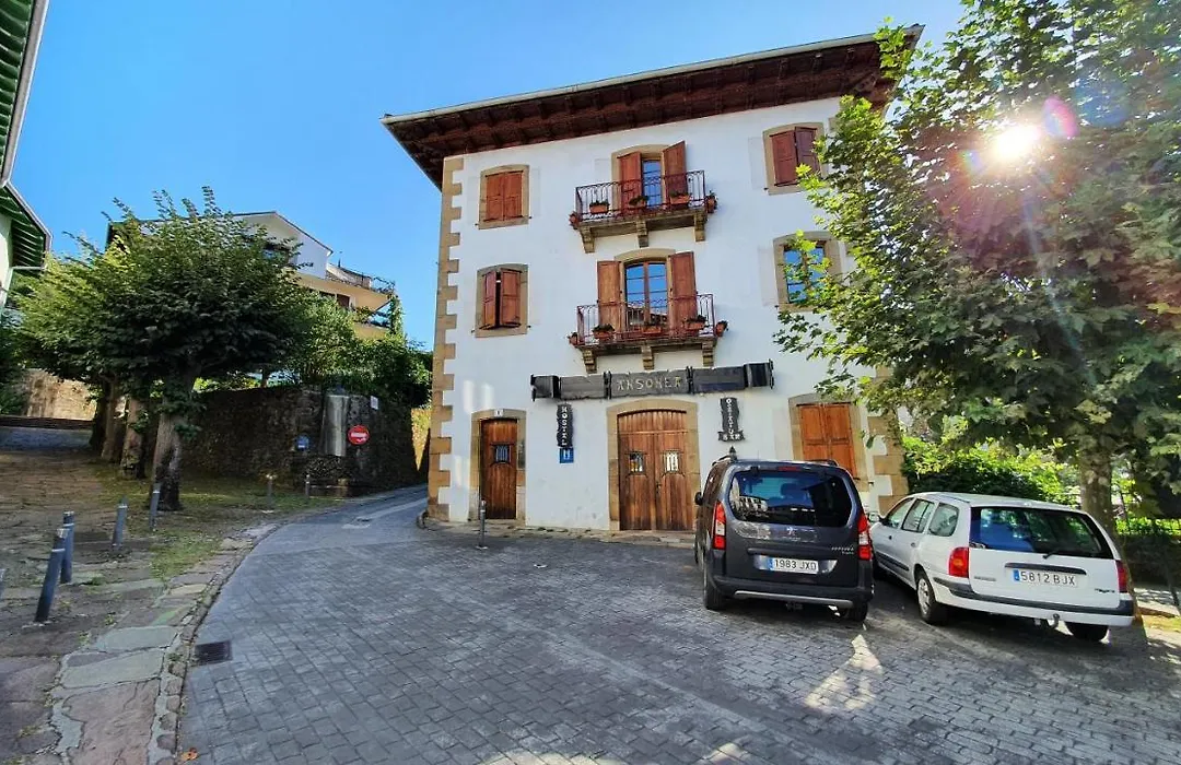 Hostal Ansonea-1