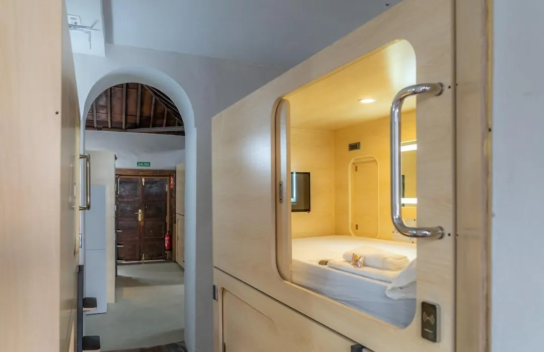 Hostelit-1