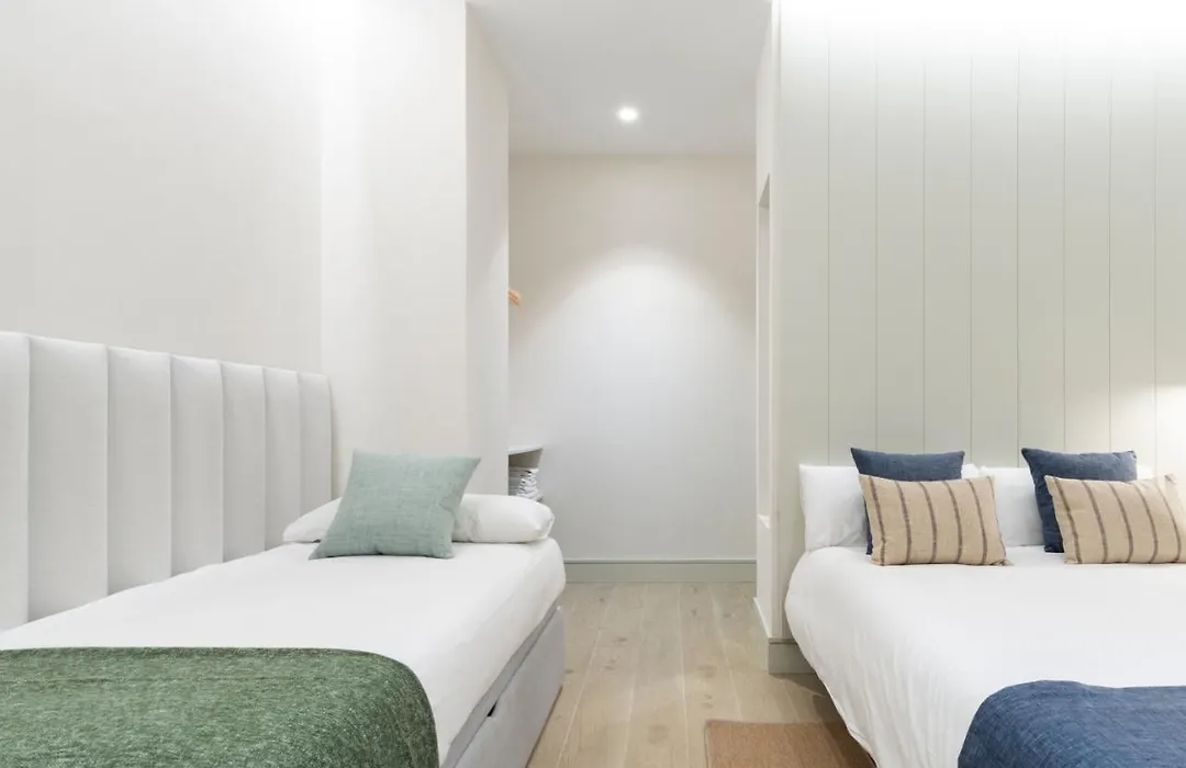 Prado Rooms 46 - Darya Living-1
