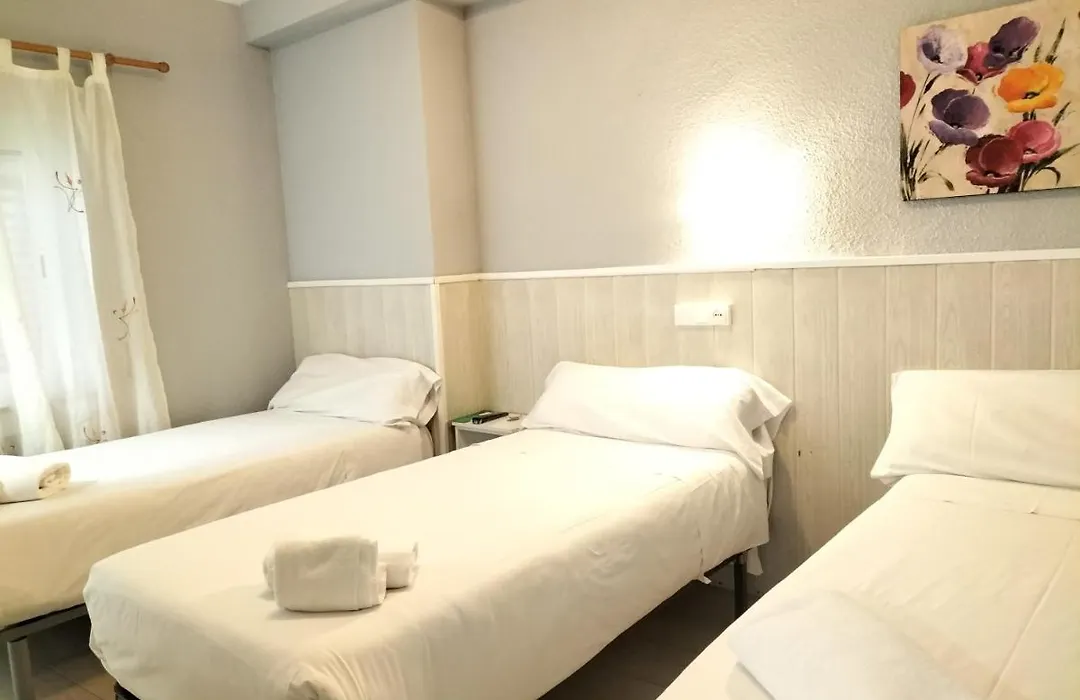 Hostal Albero By Gaiarooms-1