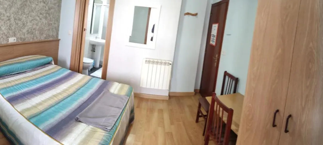 Hostal Castilla-1