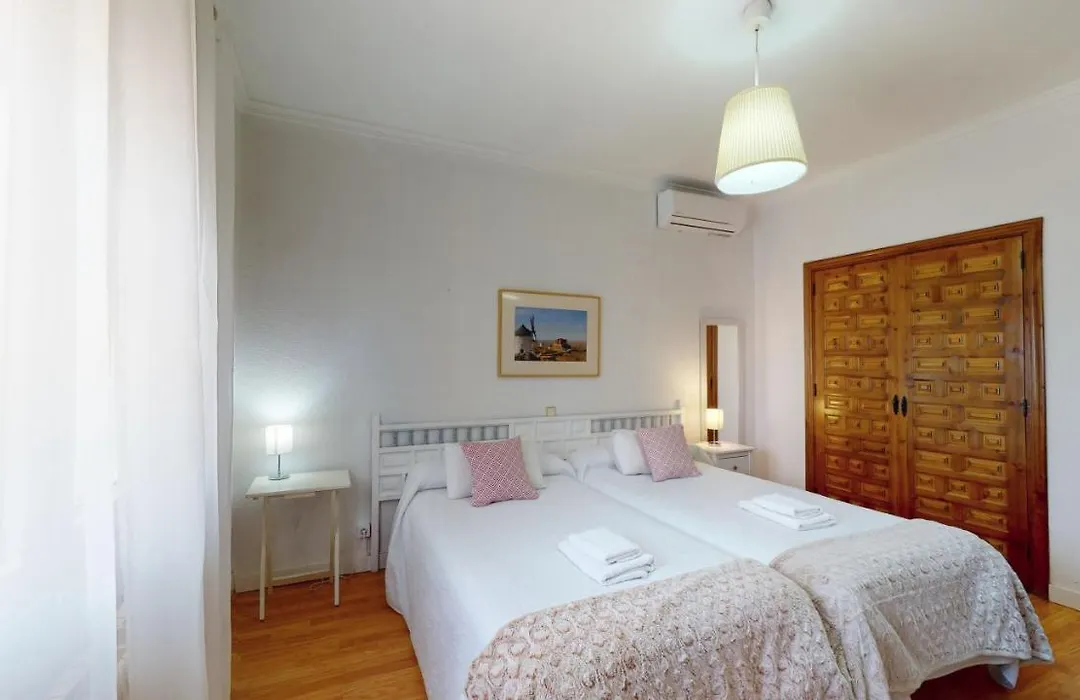 Hotel Consuegra-1