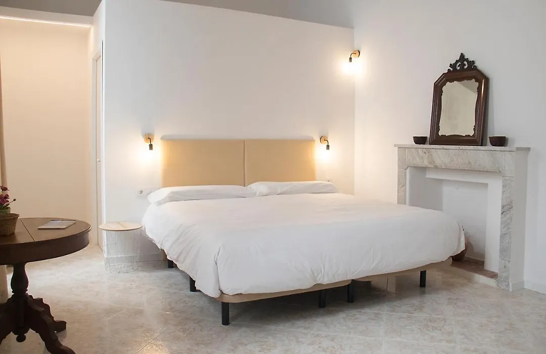 Hotel Nou Sant Antoni-1