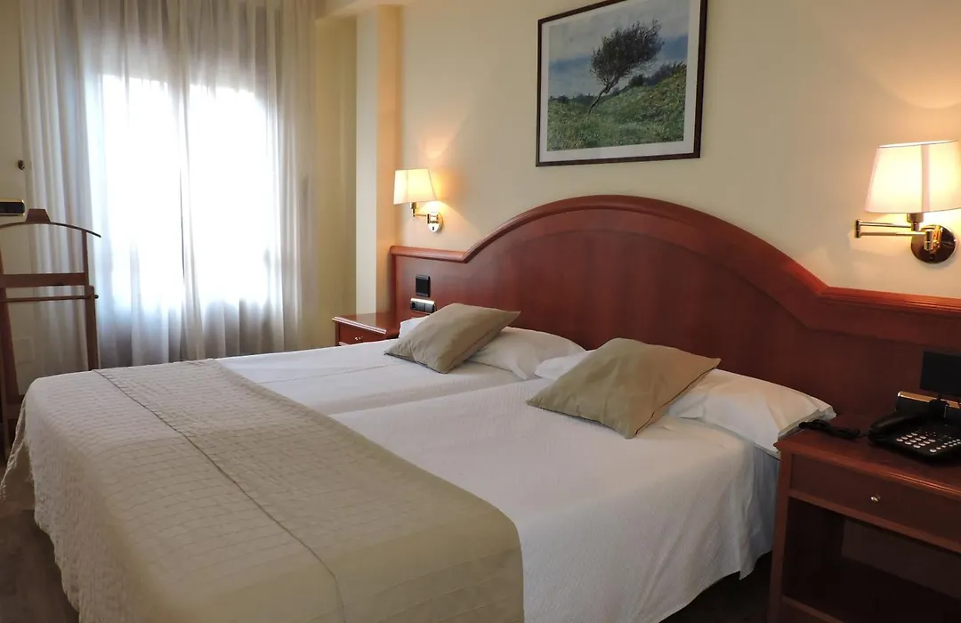 Hotel El Nogal-1
