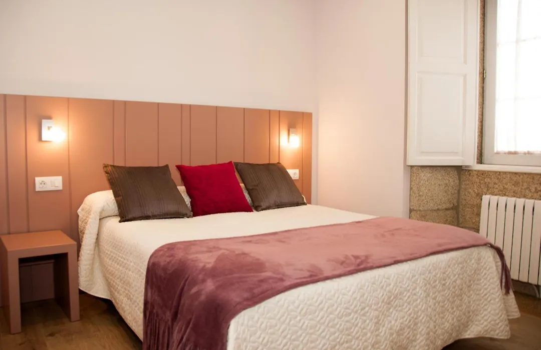 Linares Rooms Santiago-1