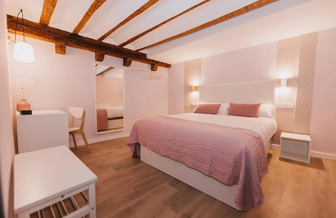 Apartamentos BURGOSUITES-1