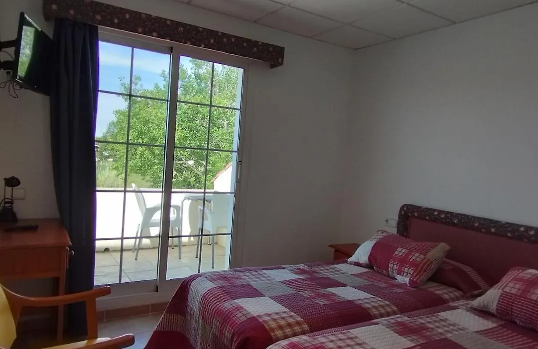 Hostal Restaurant Paca-1