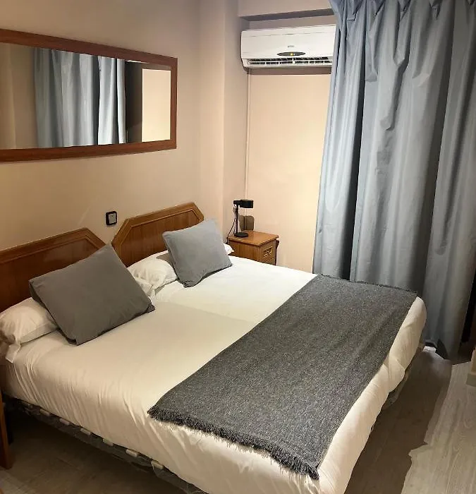 Hostal Arenal-1