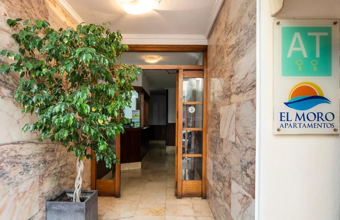 Apartamentos El Moro-1