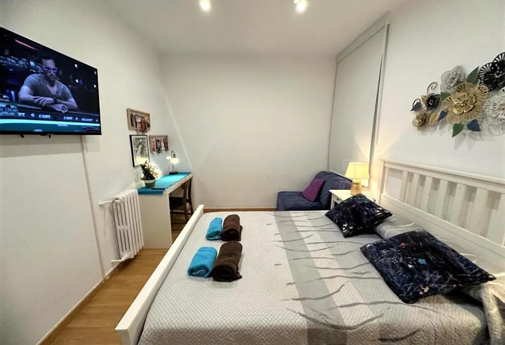 Rooms In The Center Of Barcelona-1