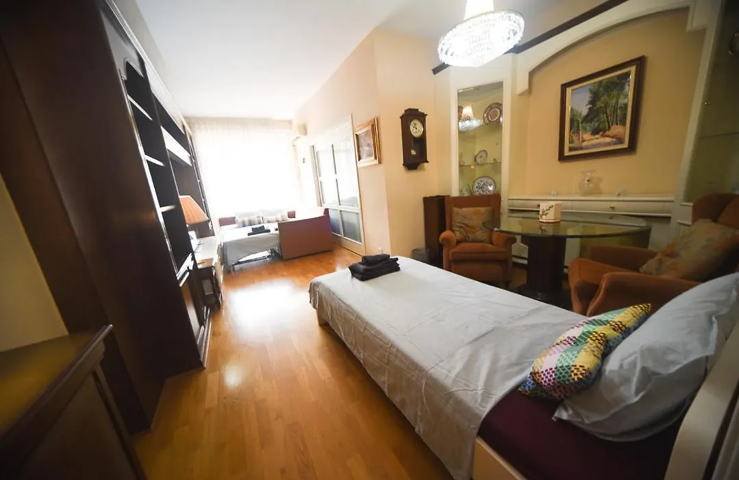 Traditional Rooms In Eixample-1
