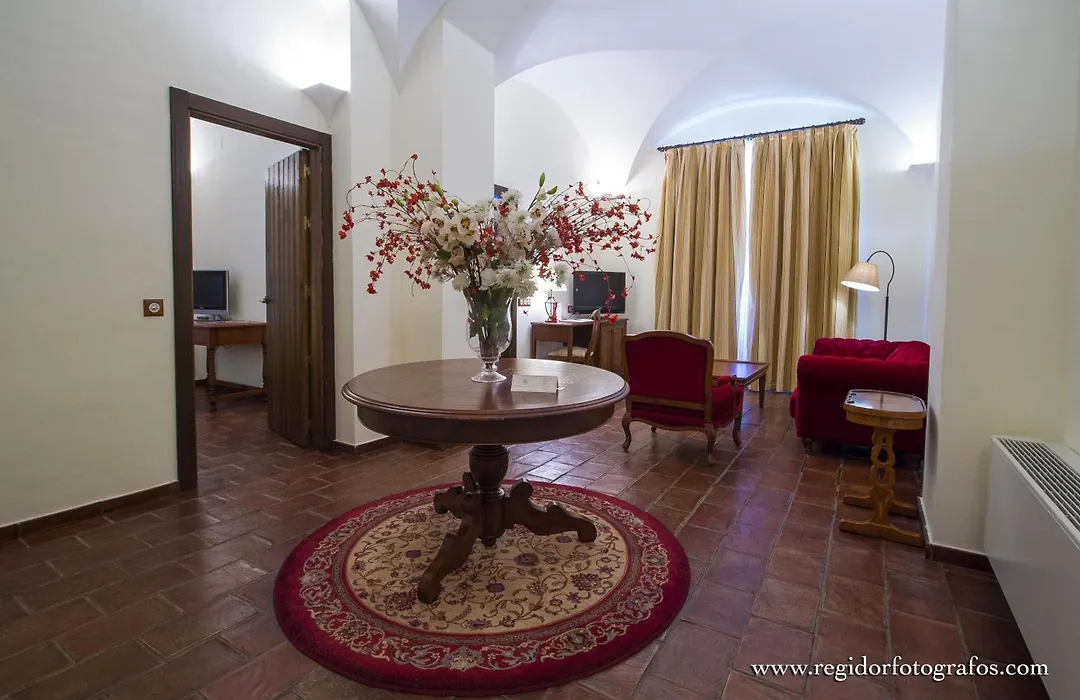 Hospedium Hotel Cortijo Santa Cruz-1