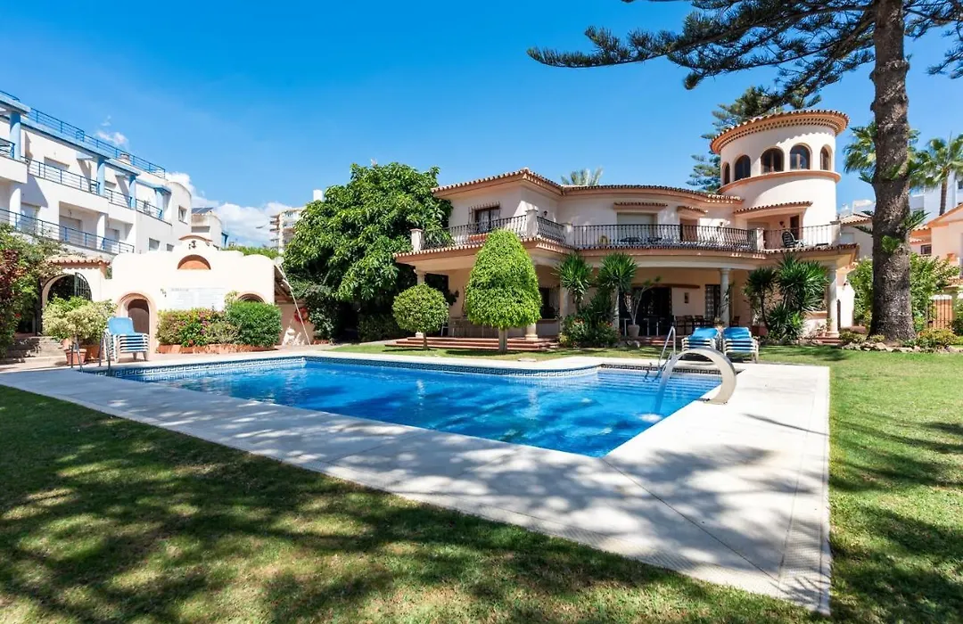 Belgravia Club Apartment Estepona-1