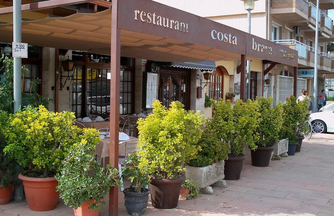 Pensio Costa Brava-1