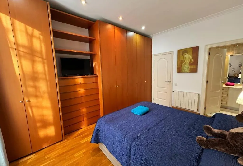Rooms In Apartment Calabria-1
