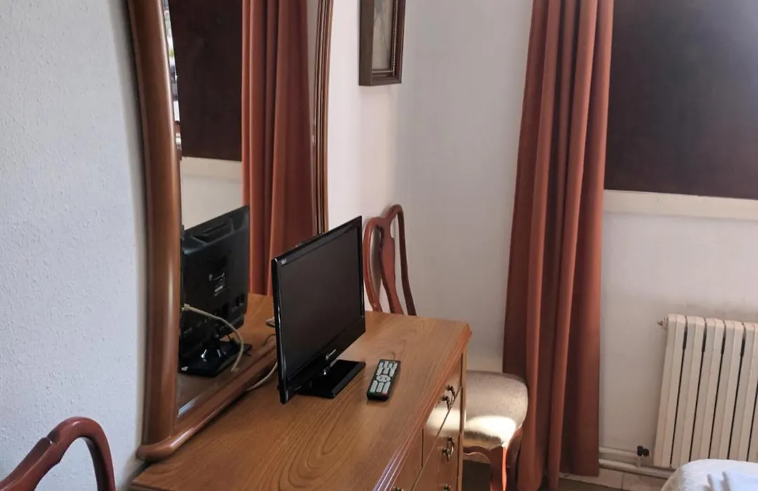 Hostal padornelo-1