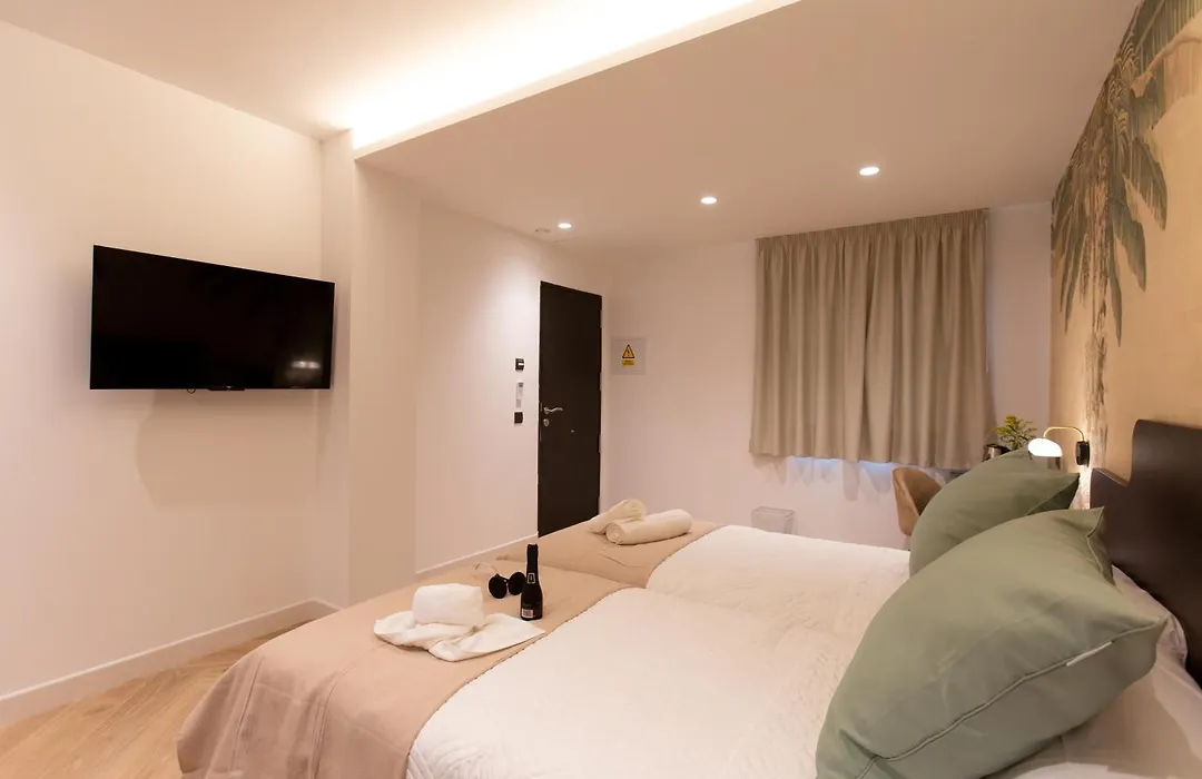 Boutique Rooms Playa Burriana-1