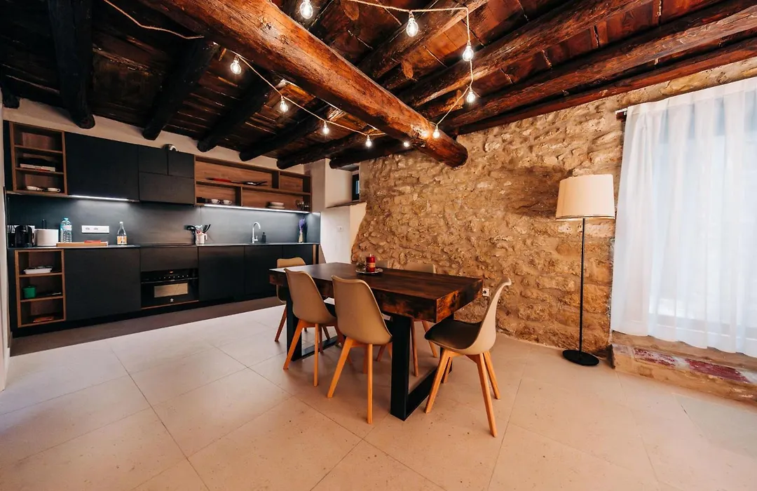 Casa Pelegrí-1