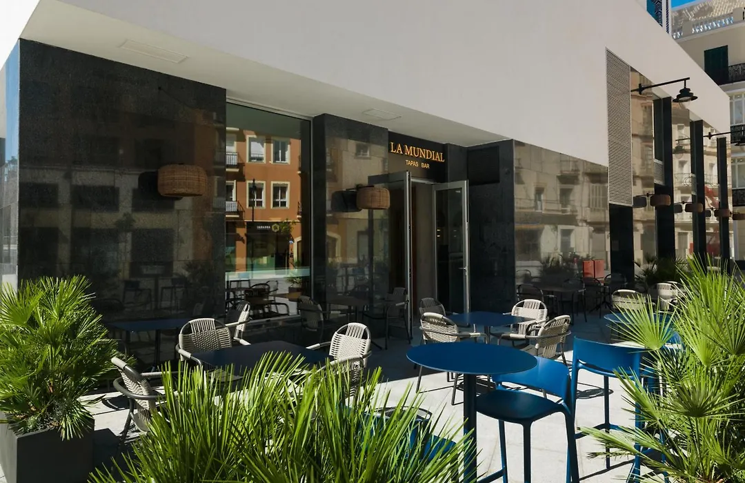 H10 Croma Malaga-1