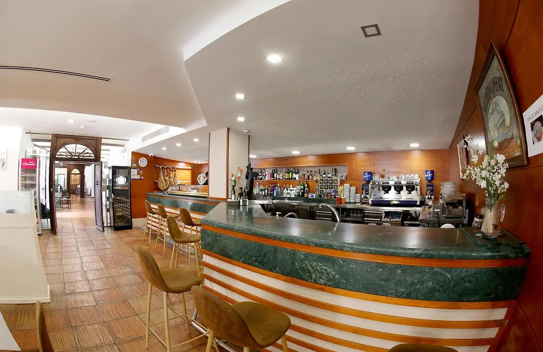 Hotel El Carmen-1