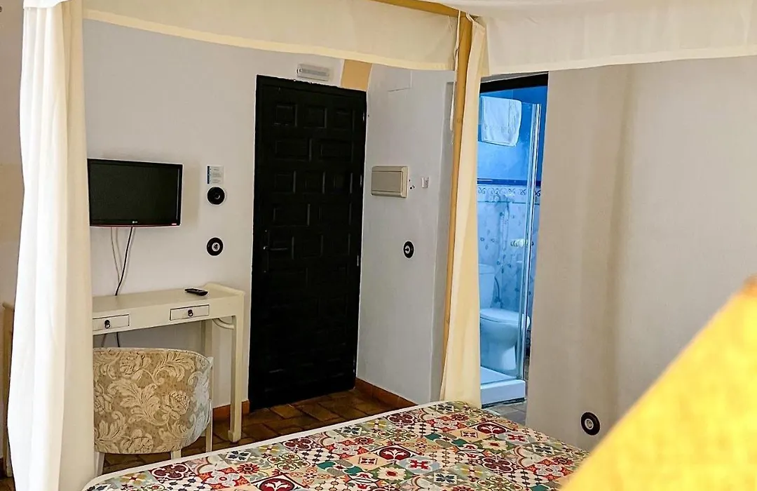 Hostal Servilia-1