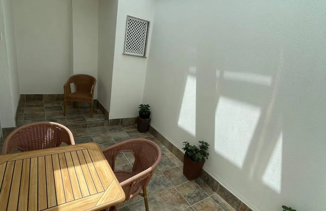 Hotel Amandi-1