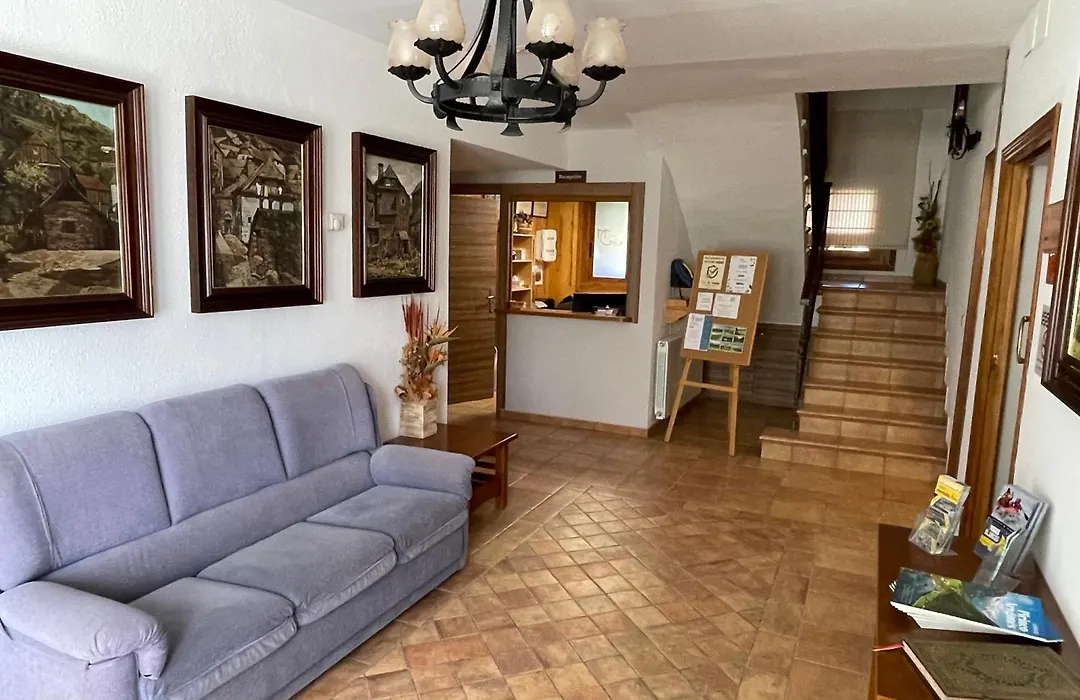 Hotel Cinca-1