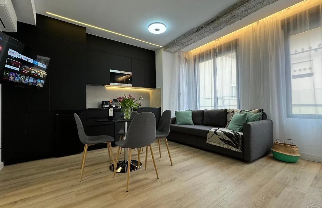 Apart-hotel Happy Life-1