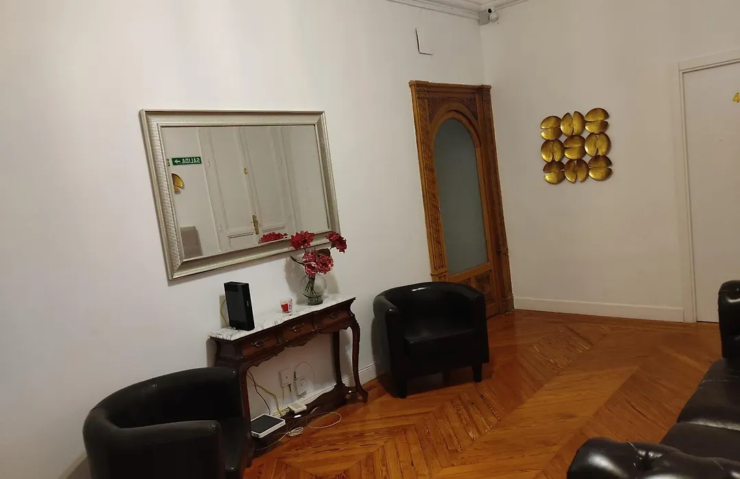 Grand Via House-1