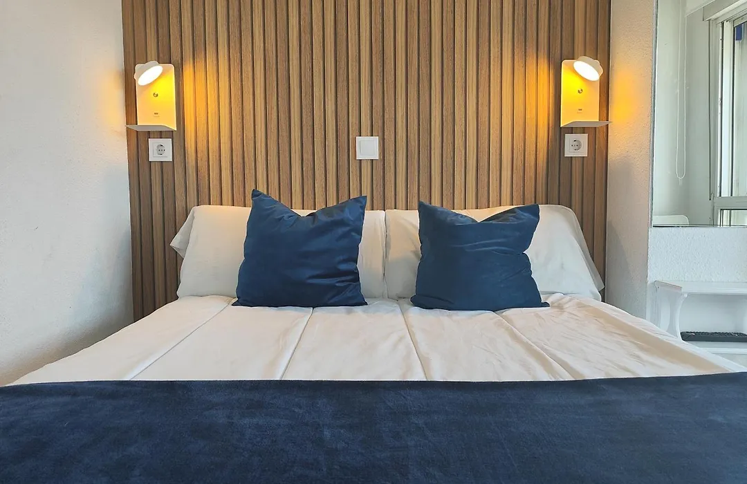 Hostal Lucy-1