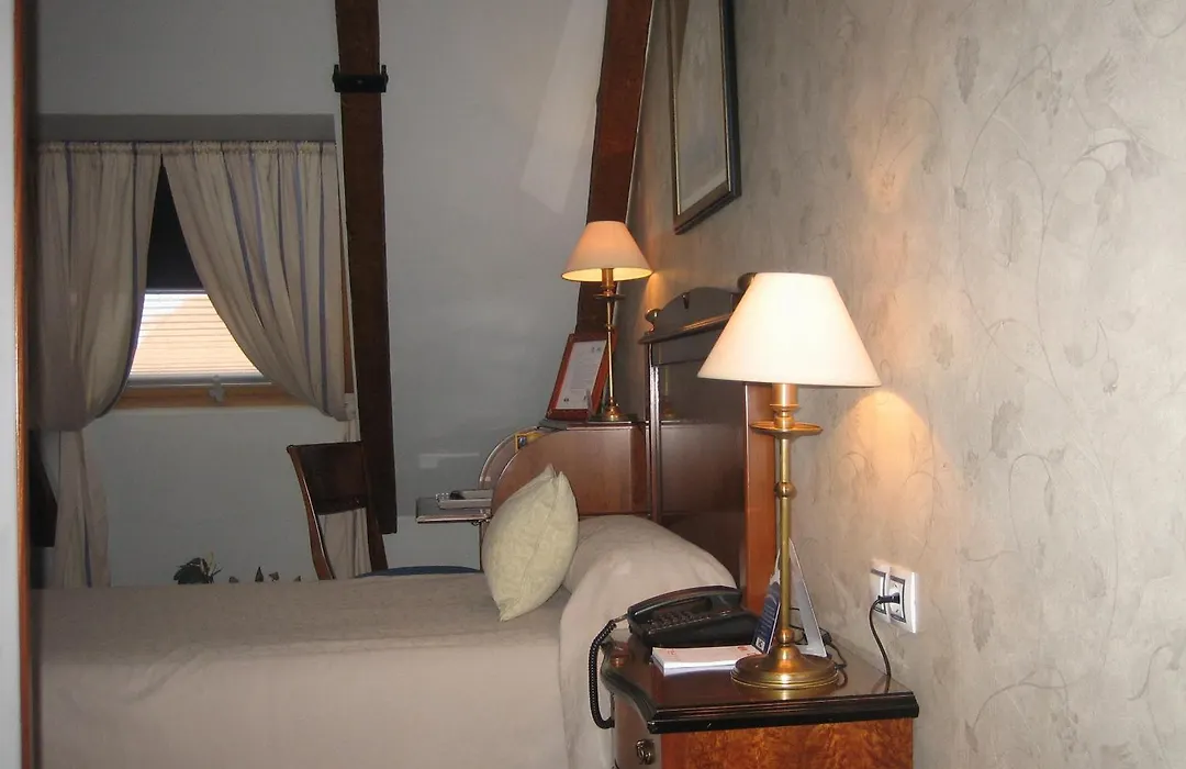Hotel Santiago-1