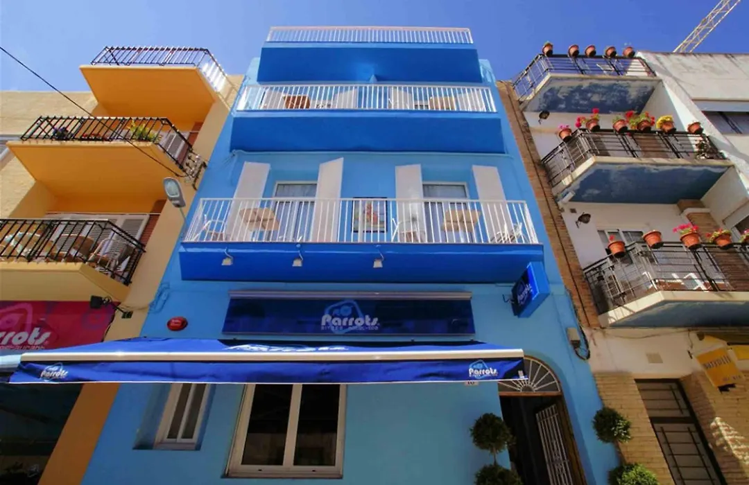 Parrots Sitges Hotel-1